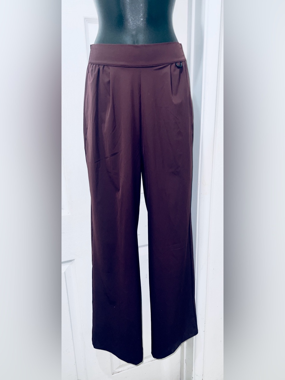 NWT Nike Woman's 24.7 PerfectStretch Wide Leg Pants Size XS  Burgandy